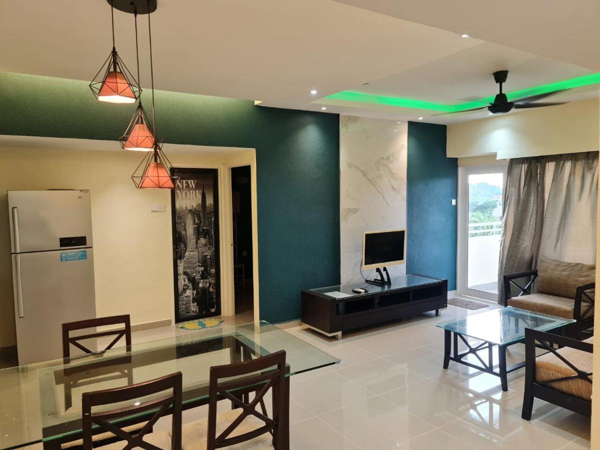 Sri Sayang Home Stay George Town Bagian luar foto