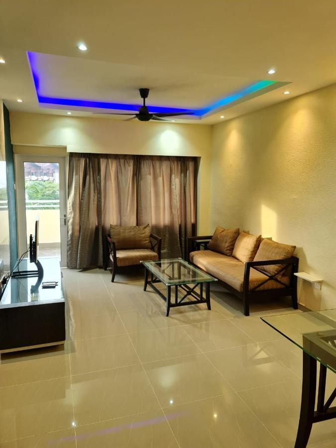 Sri Sayang Home Stay George Town Bagian luar foto